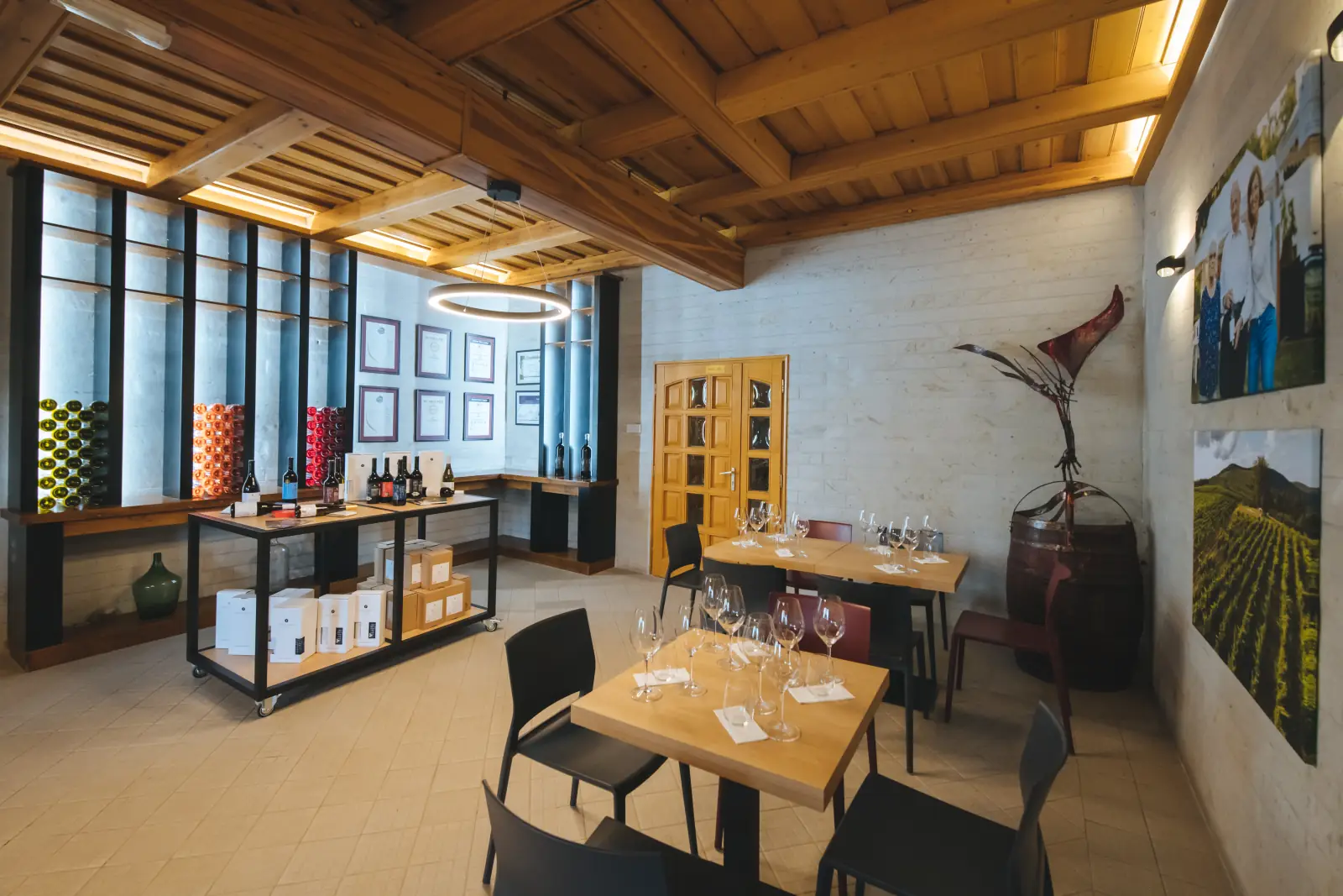 Cellar & Wine Shop — Kistályai út